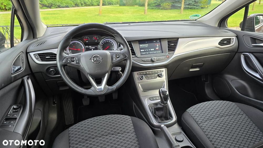 Opel Astra - 10