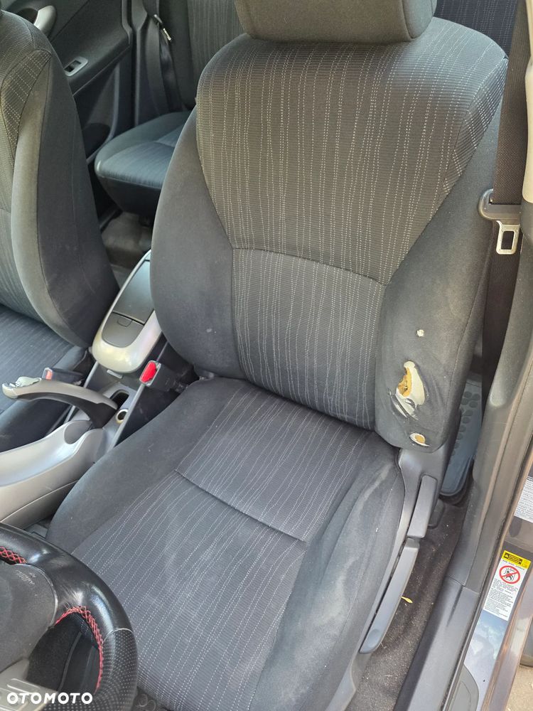 Toyota Auris - 21
