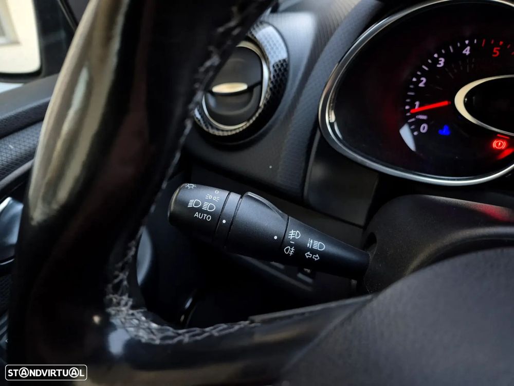 Renault Clio Sport Tourer - 19