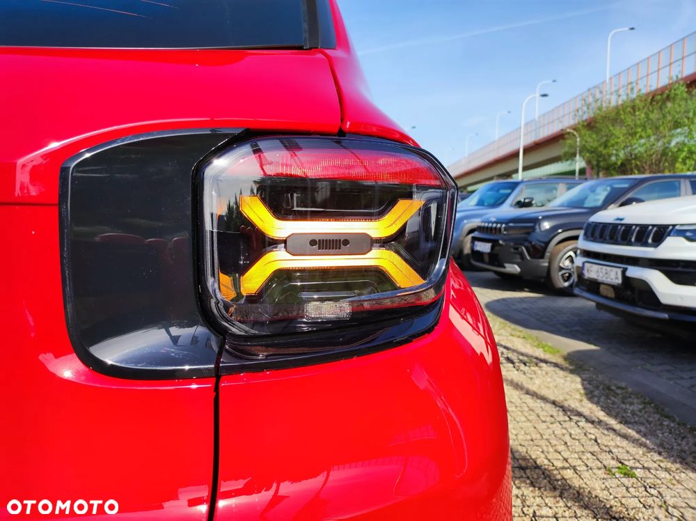 Jeep Avenger 1.2 T3 mHEV Altitude FWD eDCT6 - 14