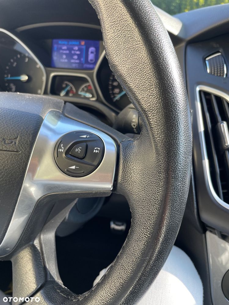 Ford Focus - 27