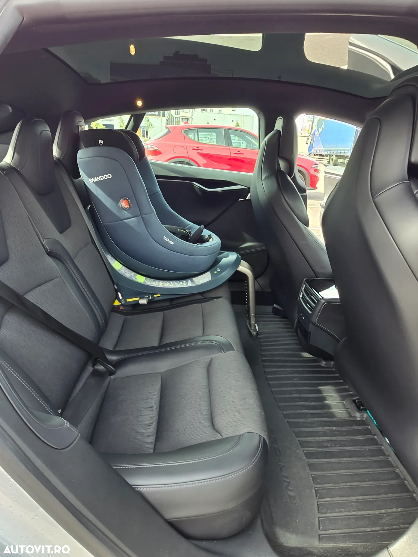 Tesla Model S 100D Allradantrieb Performance - 13