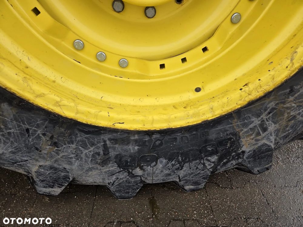 John Deere 8R310 - 13