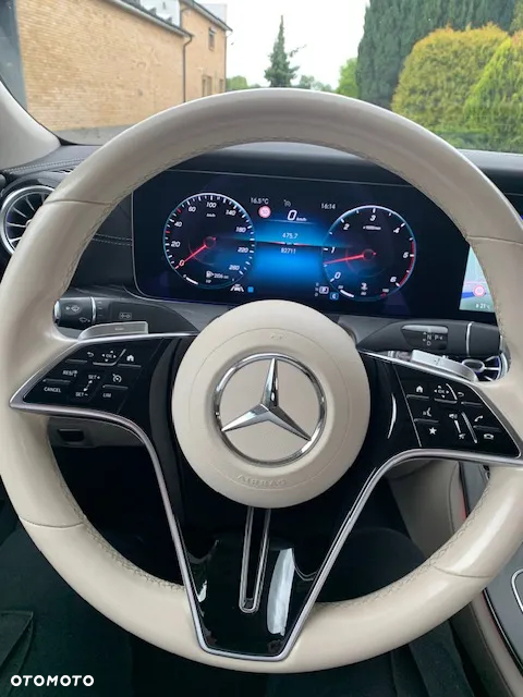 Mercedes-Benz CLS 400 d 4-Matic AMG - 22