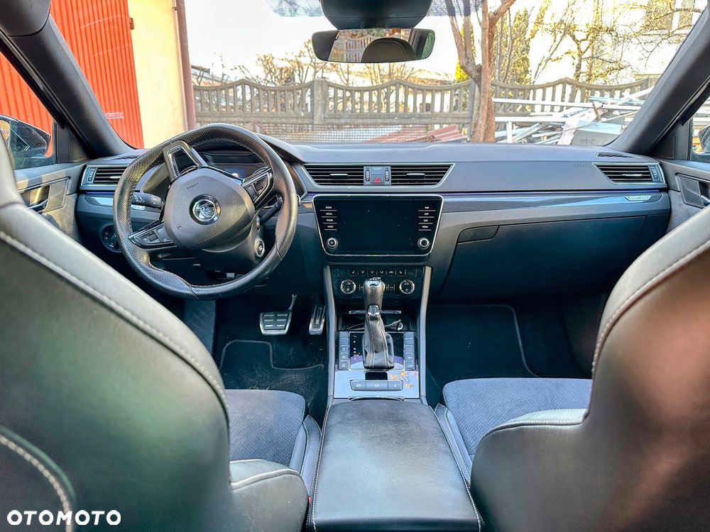 Skoda Superb 2.0 TSI 4x4 Sportline DSG - 9