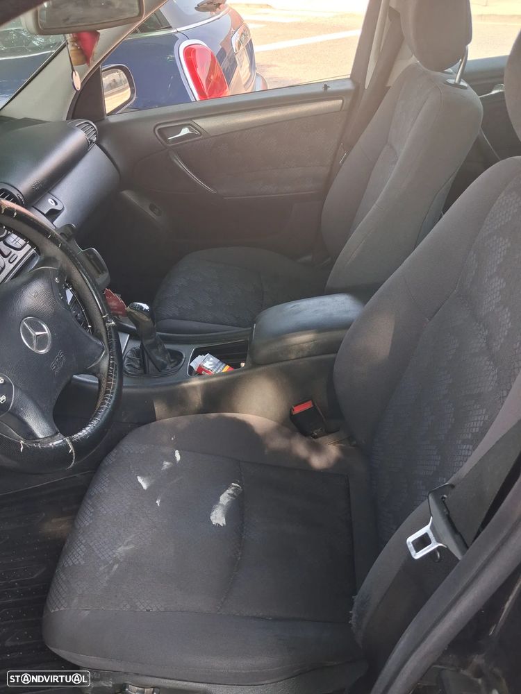 Mercedes-Benz C 220 CDi Avantgarde - 9