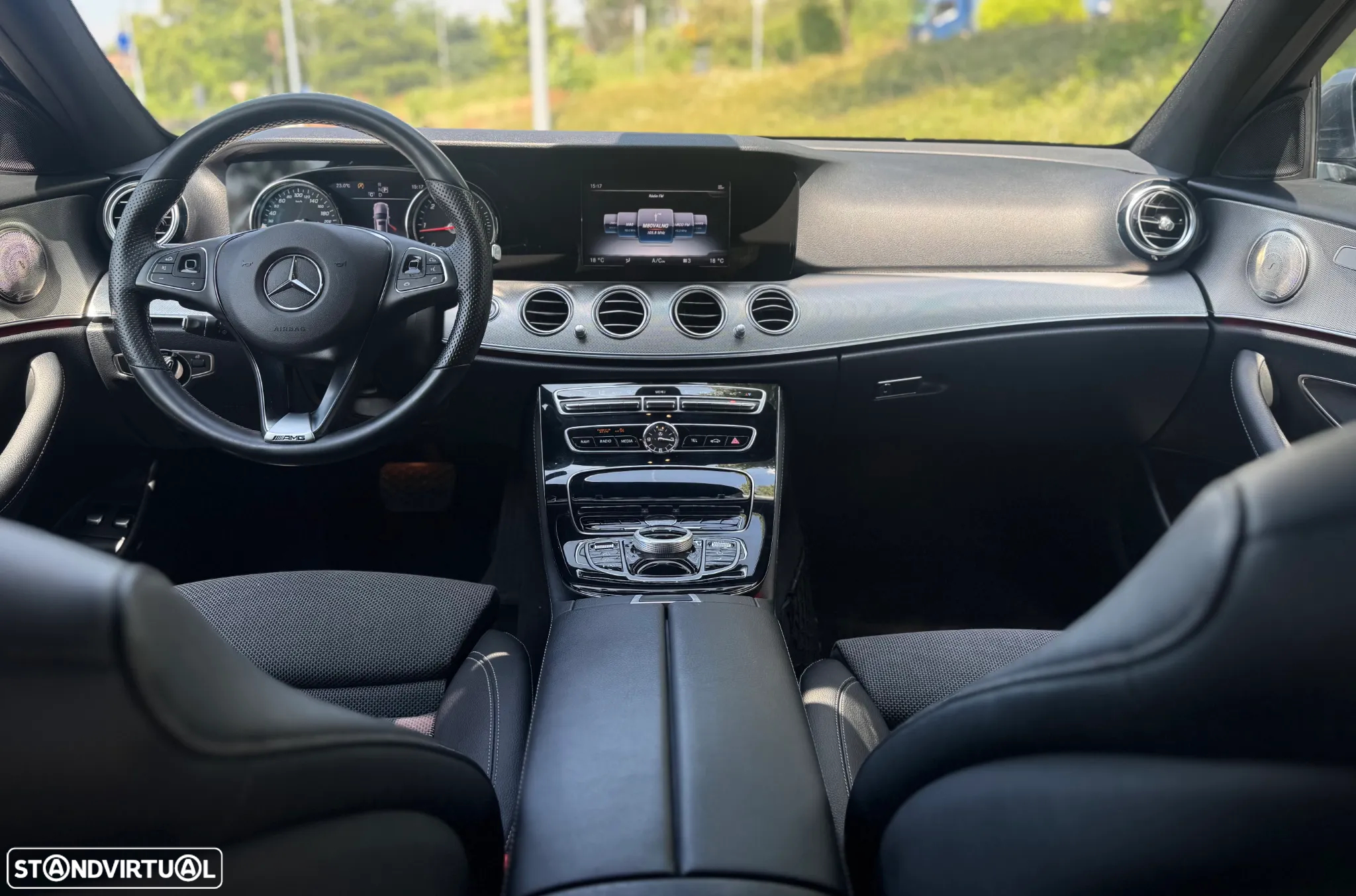 Mercedes-Benz E 220 d AMG Line - 17