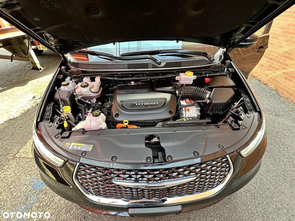 Chrysler Pacifica - 9