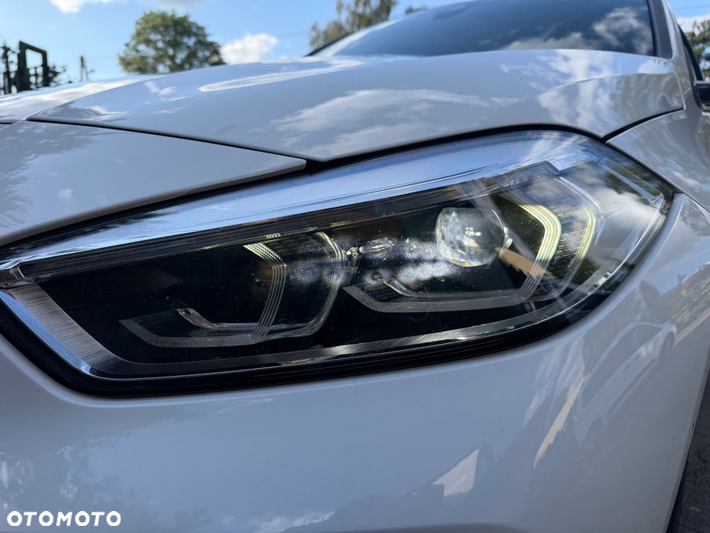 BMW Seria 1 118i M Sport Shadow - 22