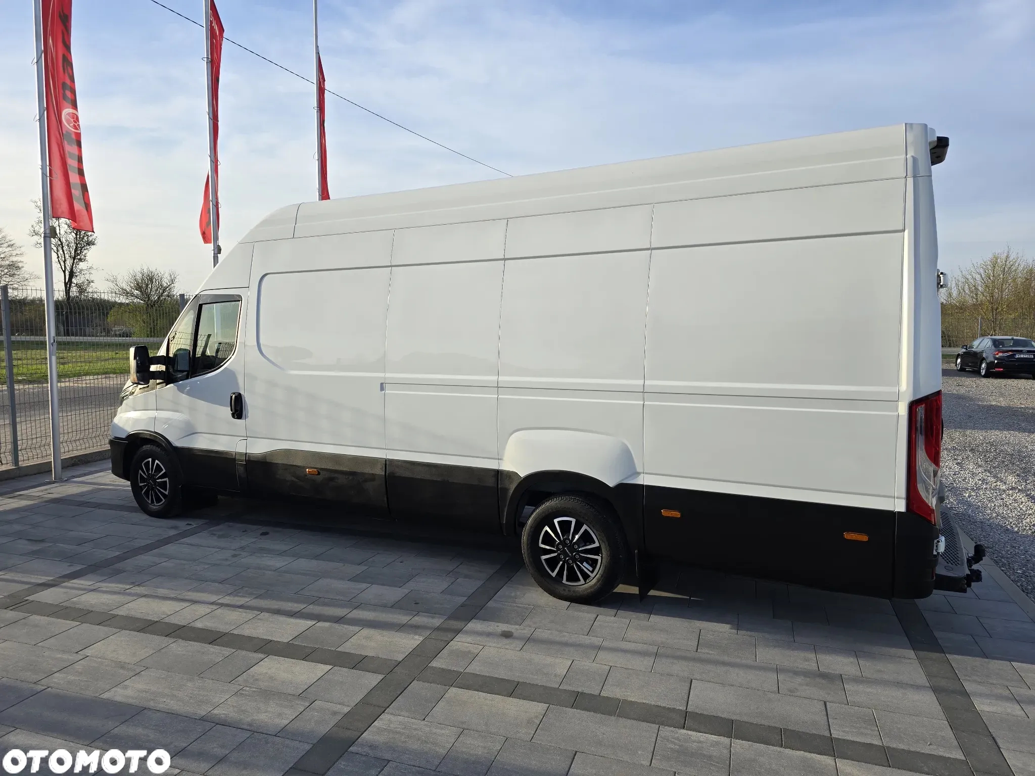Iveco Daily 35S18  180KM Maxi L4H3 - 13