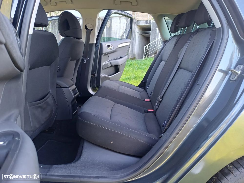 Citroën C4 1.6 HDi Exclusive - 37