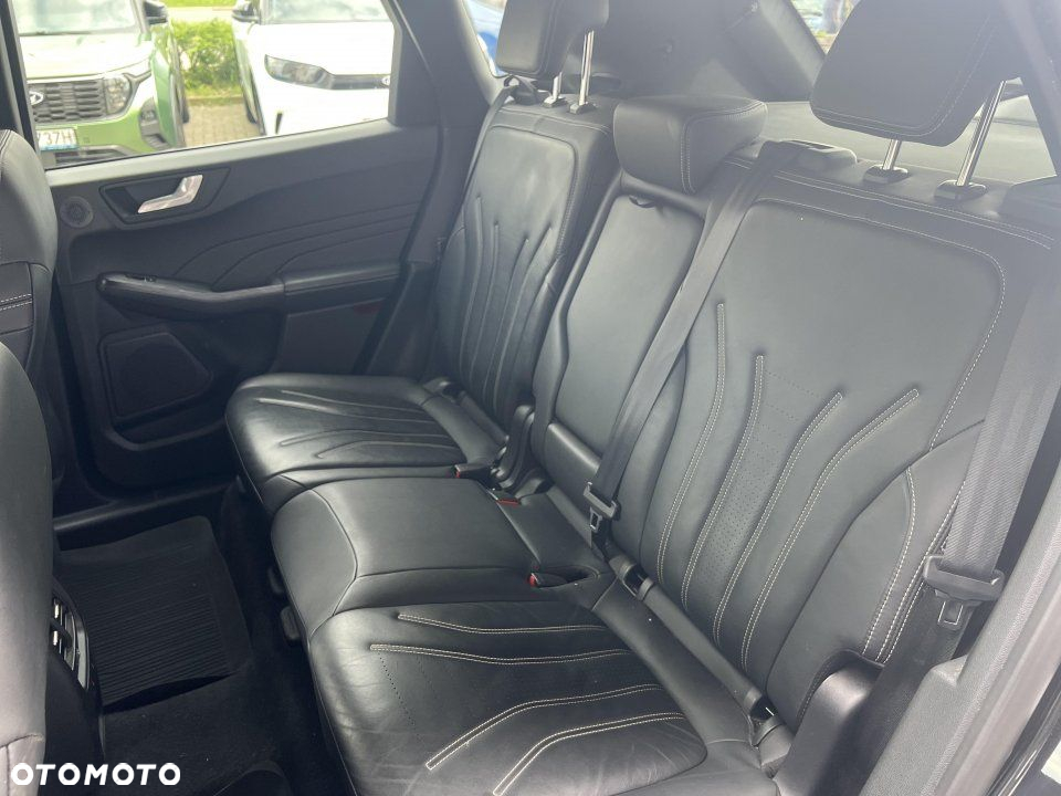 Ford Kuga - 13