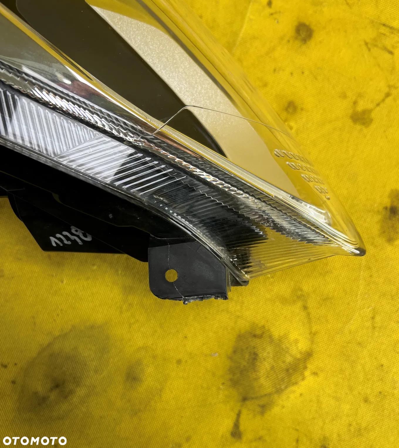 LAMPA LEWY PRZÓD FORD FIESTA MK8 L1BB-13E015-CD ORYGINAŁ - 9