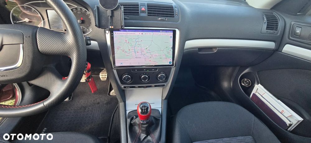 Skoda Octavia 1.6 Ambiente - 13