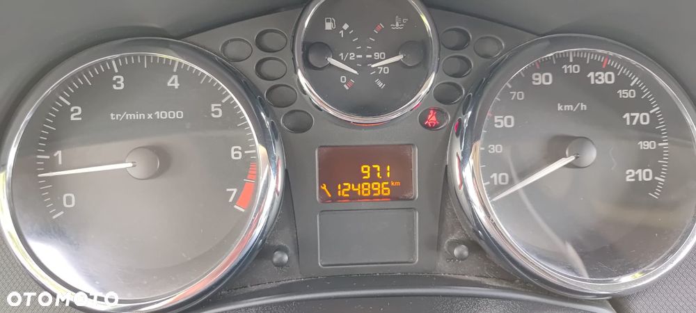 Peugeot 207 - 6