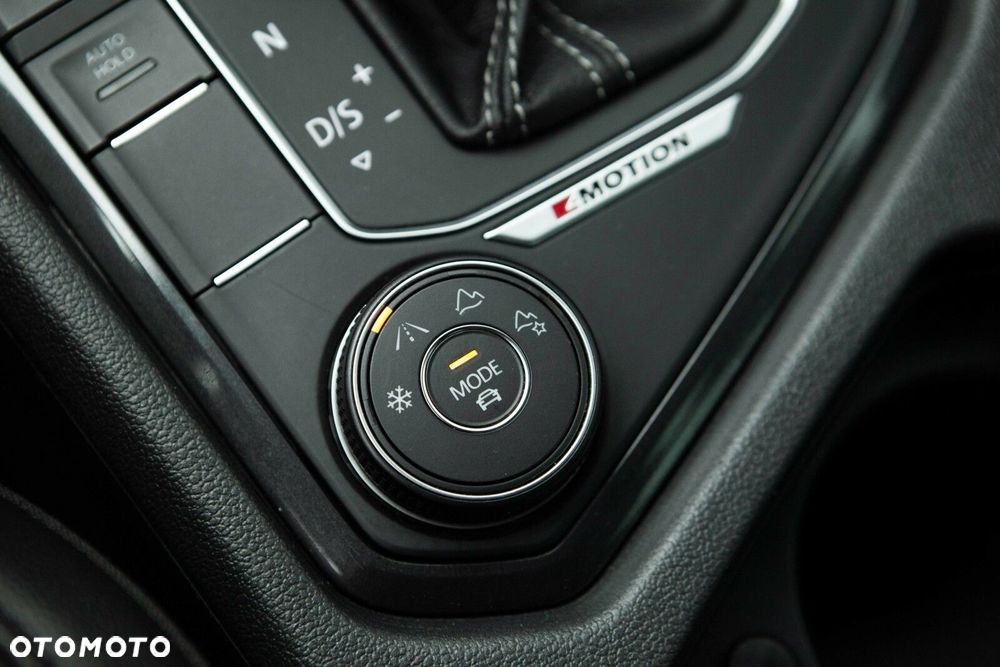 Volkswagen Tiguan 2.0 TSI BMT 4Mot Highline DSG - 27