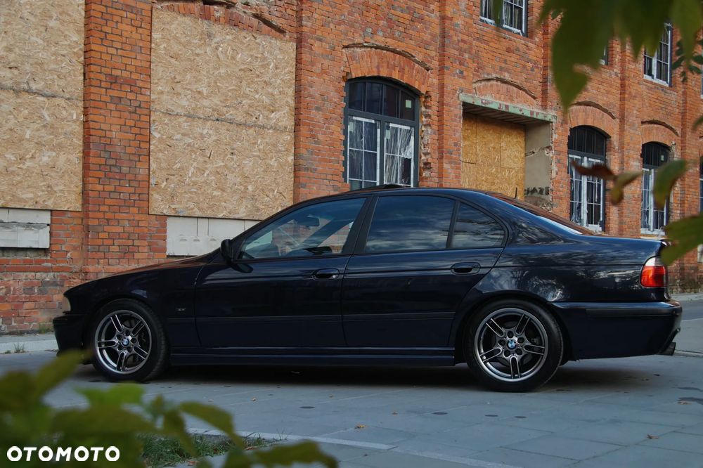BMW Seria 5 - 17