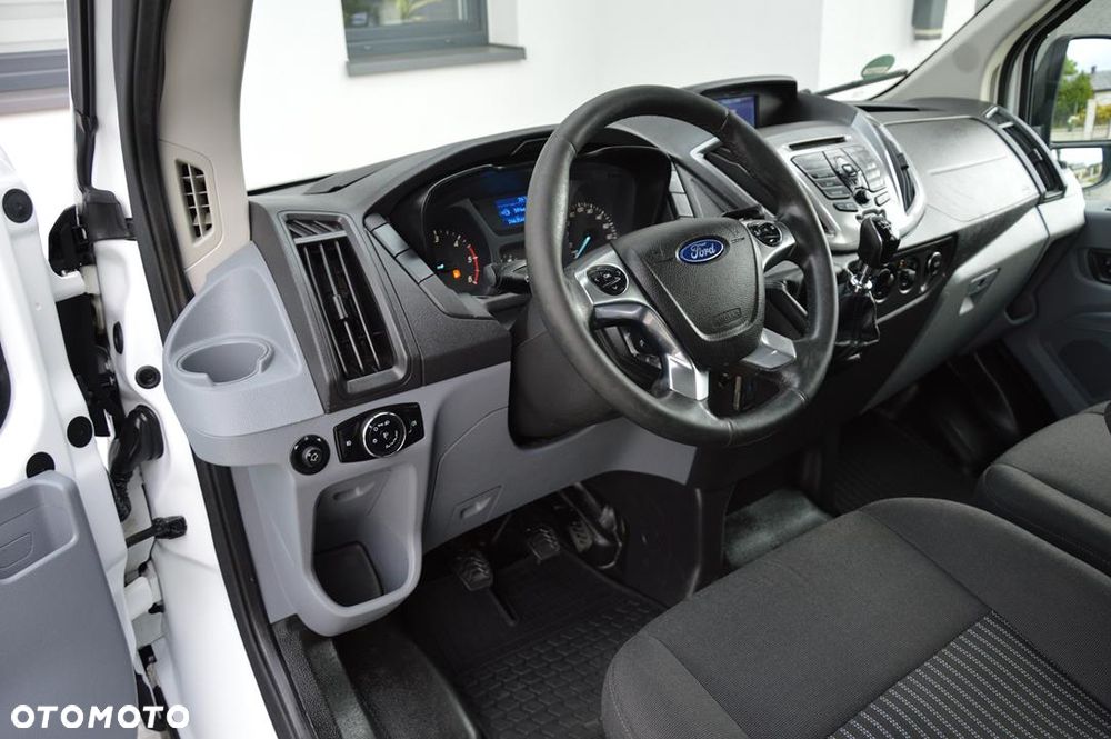 Ford Transit - 17