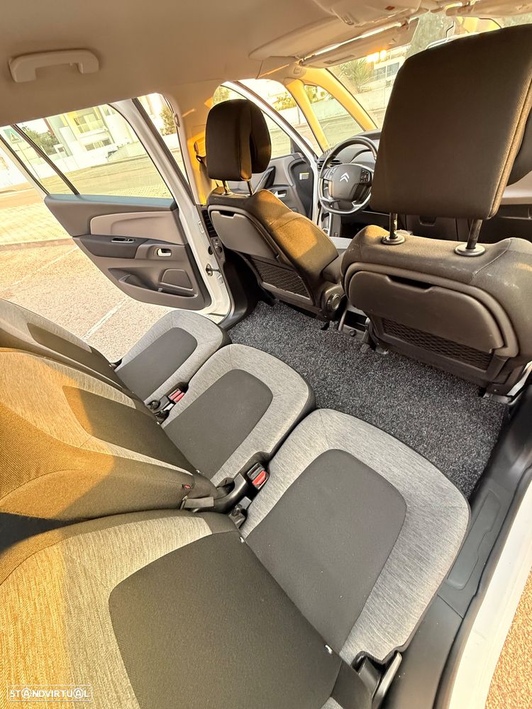 Citroën Grand C4 Spacetourer - 7