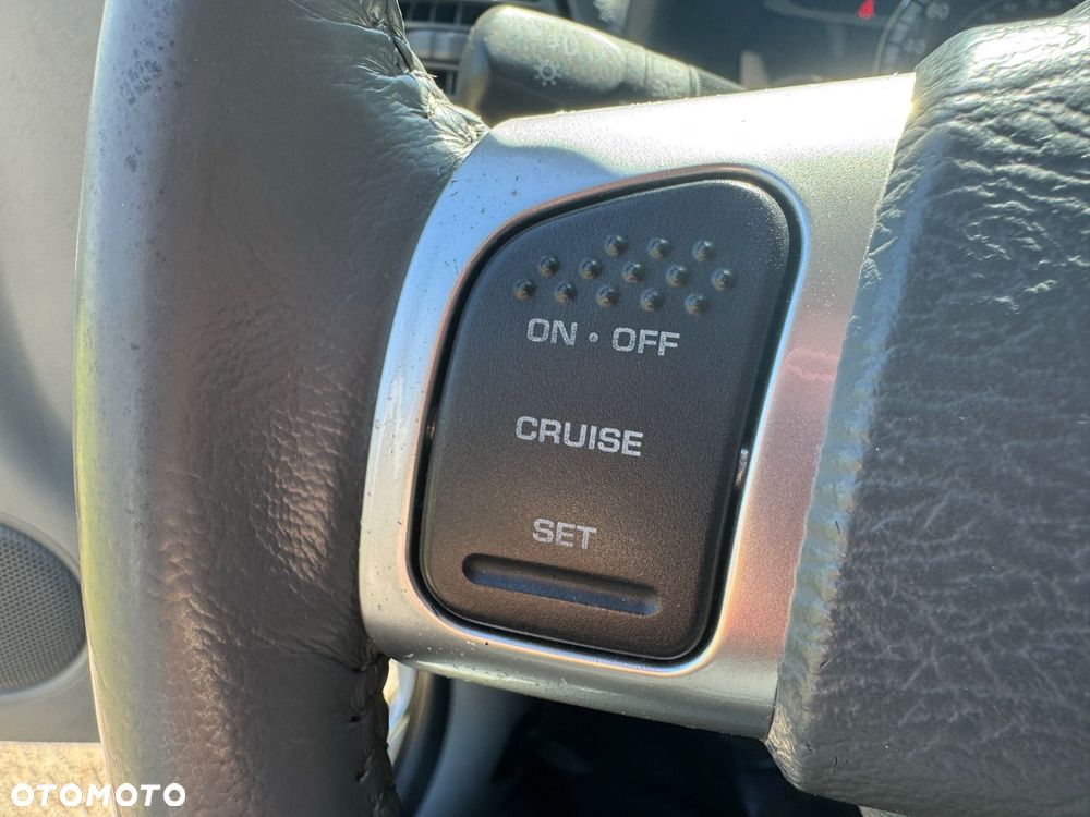 Jeep Cherokee 3.7 Limited - 34