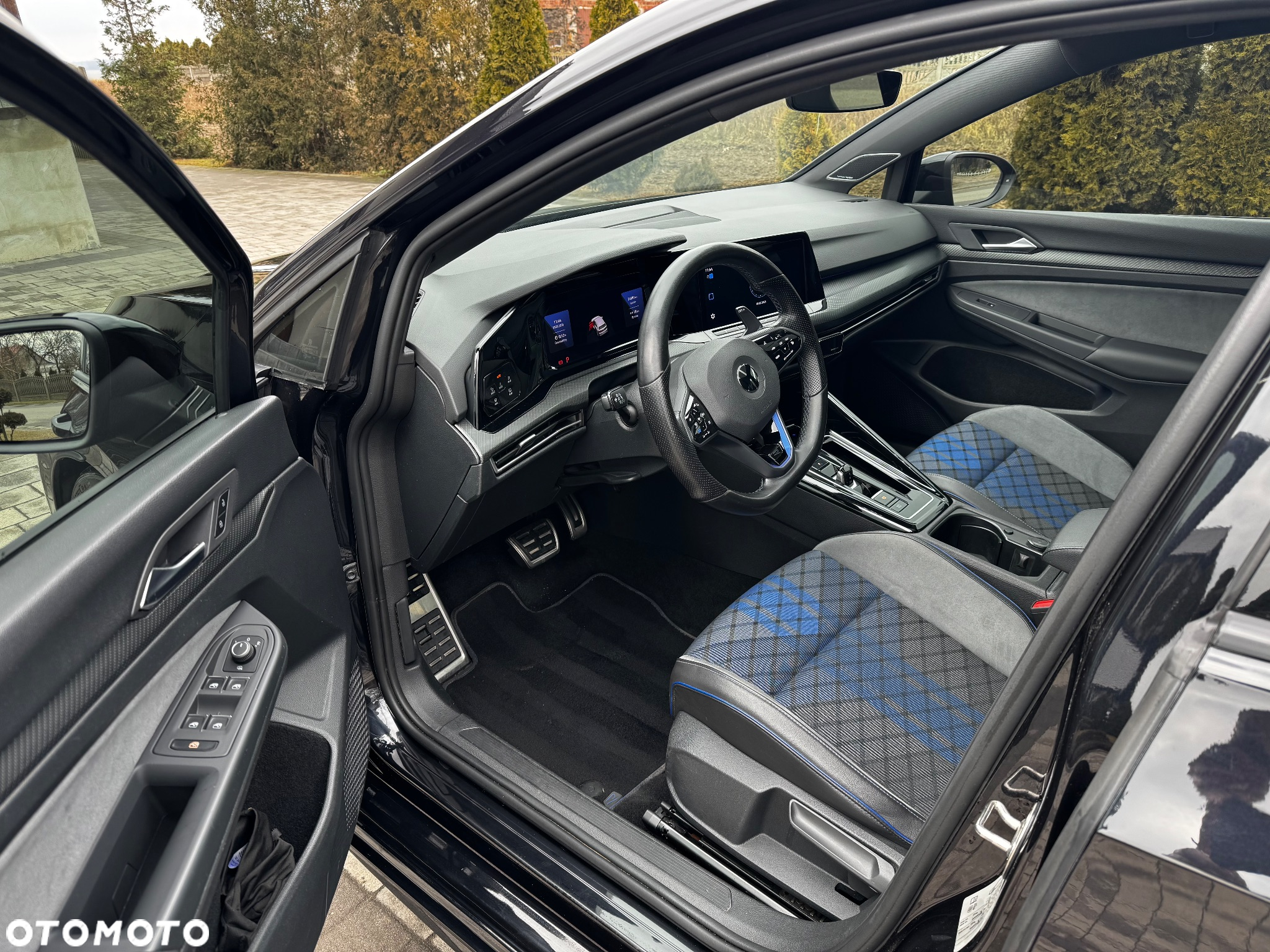 Volkswagen Golf - 10