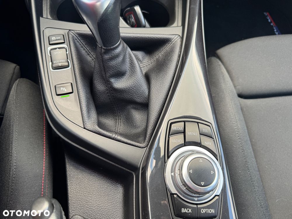 BMW Seria 1 116d Sport Line - 17