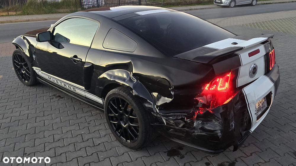 Ford Mustang 4.6 V8 GT Premium - 14