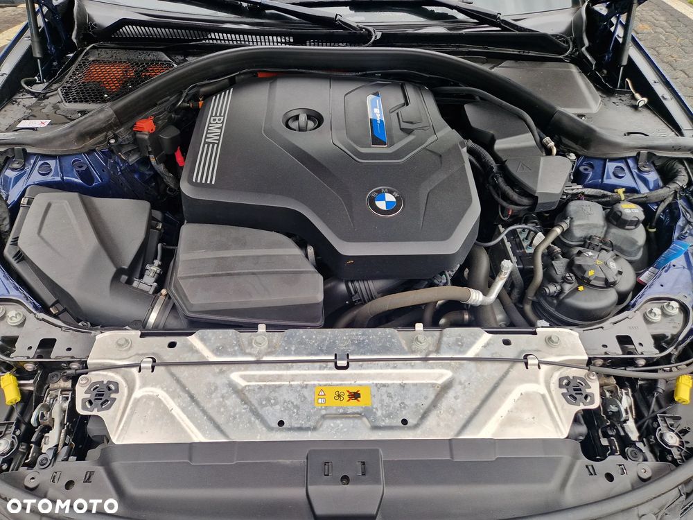 BMW Seria 3 330e - 19