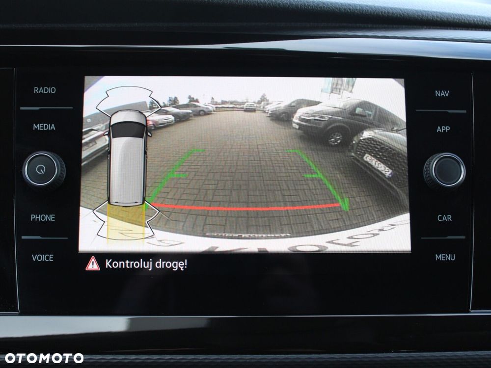 Volkswagen Caravelle 2.0 TDI L2 Comfortline - 28