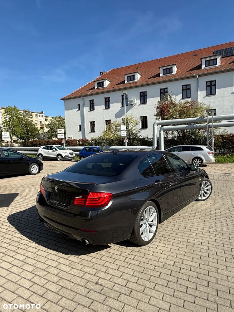 BMW Seria 5 535i - 5