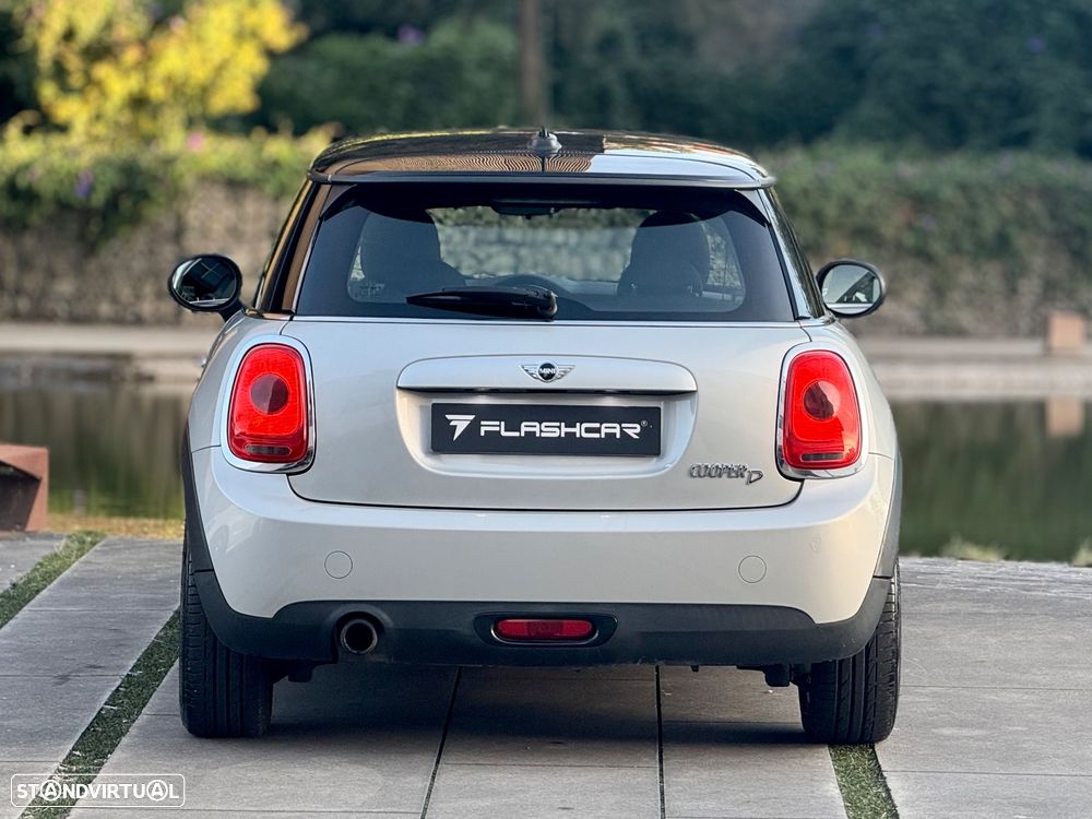 MINI 3 Portas Cooper D - 21