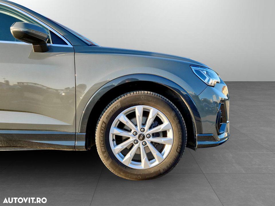 Audi Q3 35 TFSI S tronic - 11