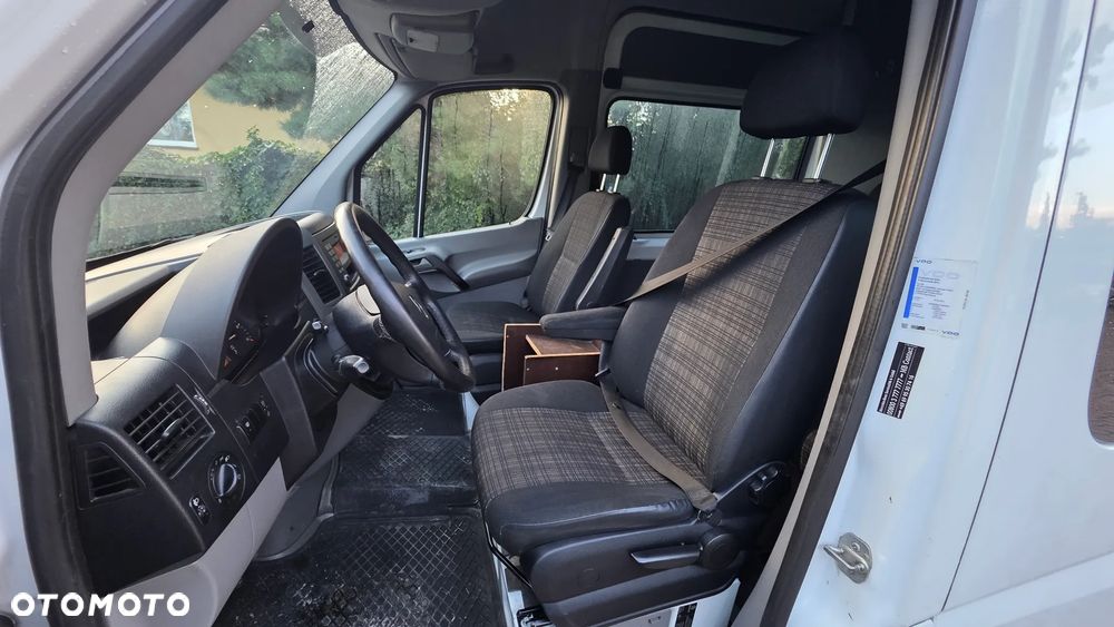 Mercedes-Benz Sprinter - 30