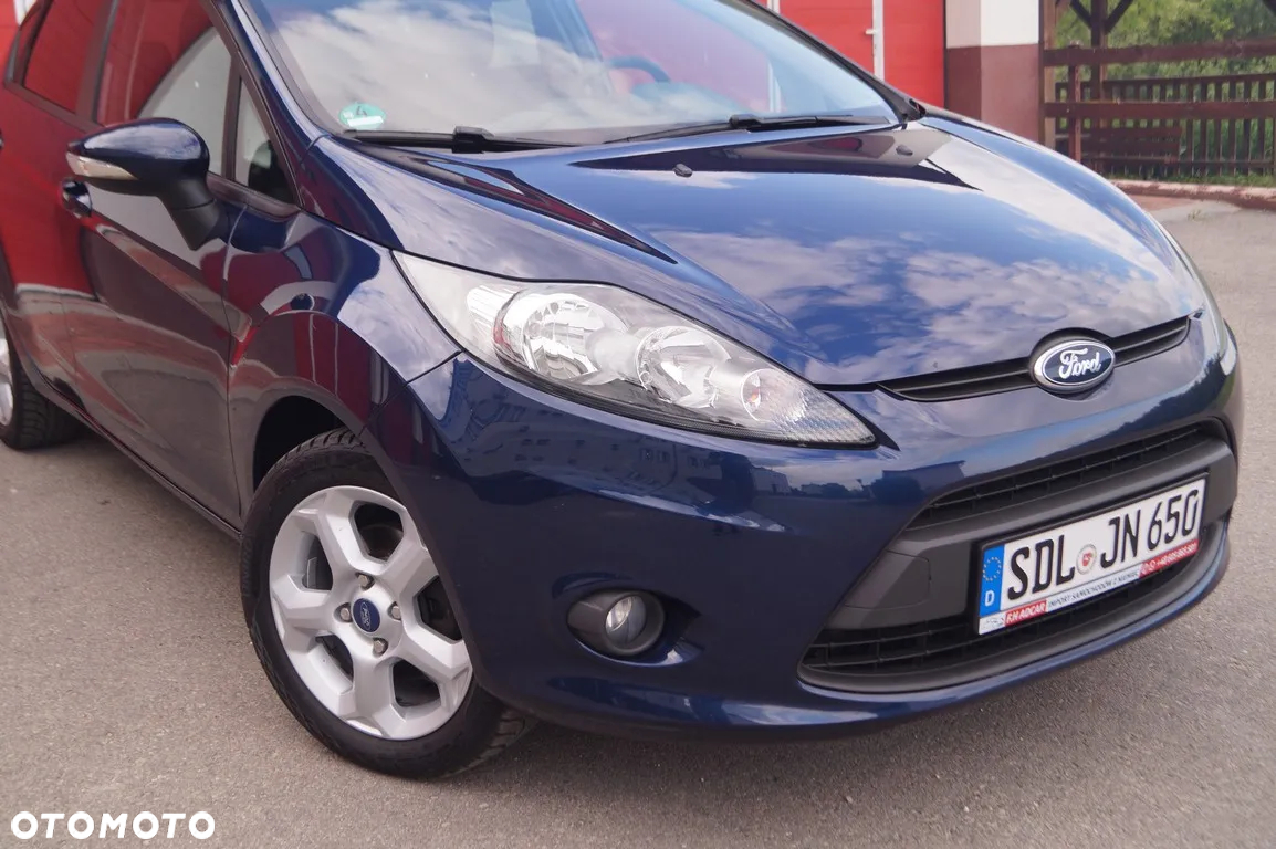 Ford Fiesta 1.25 Ambiente EU5 - 9