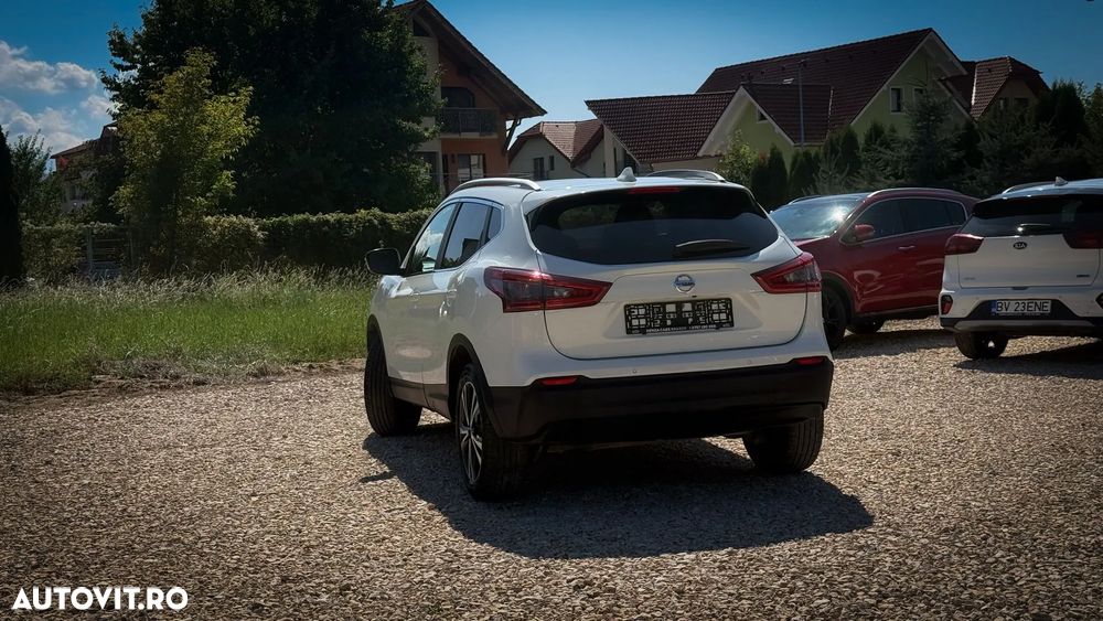 Nissan Qashqai 1.3 DIG-T TEKNA - 9