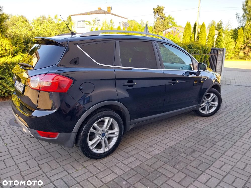 Ford Kuga 2.0 TDCi 4x4 Titanium - 4