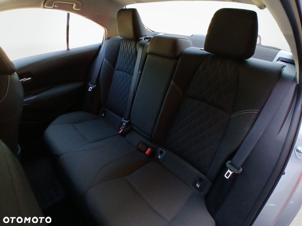 Toyota Corolla - 11
