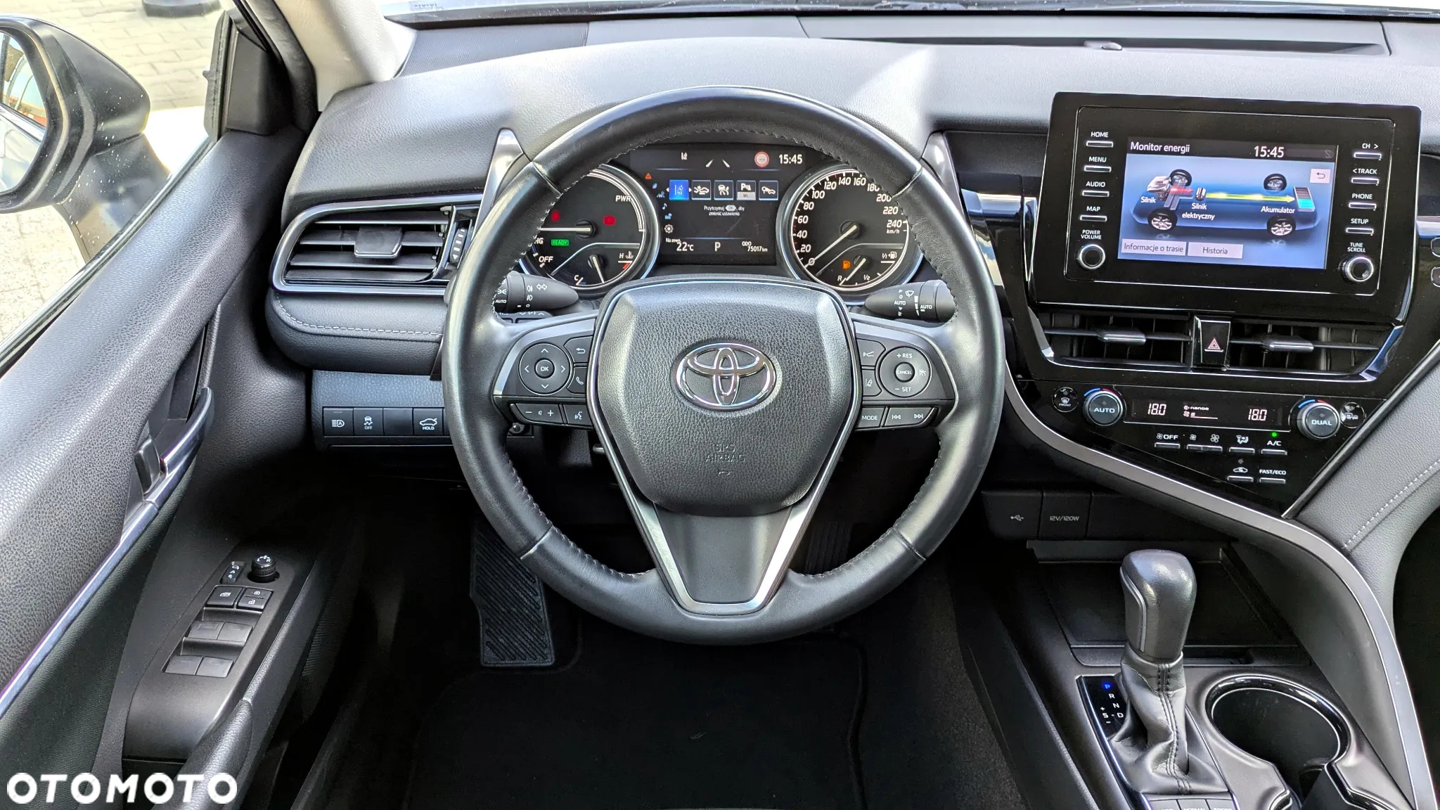 Toyota Camry 2.5 Hybrid Comfort CVT - 10