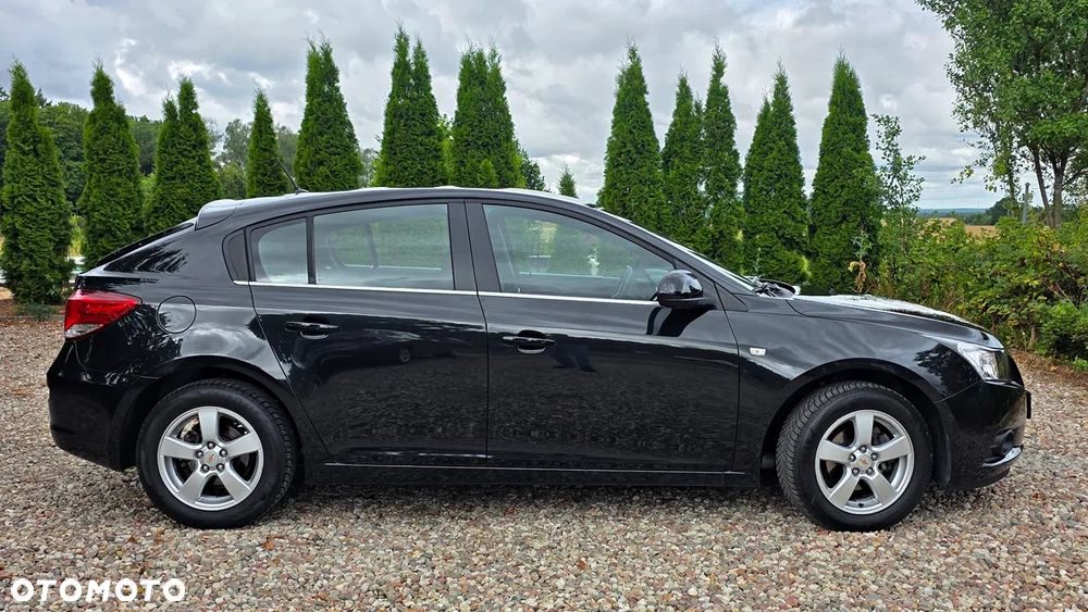 Chevrolet Cruze - 16