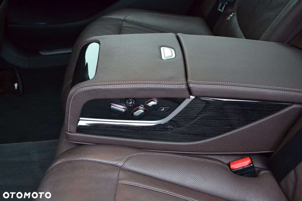 BMW Seria 7 - 14