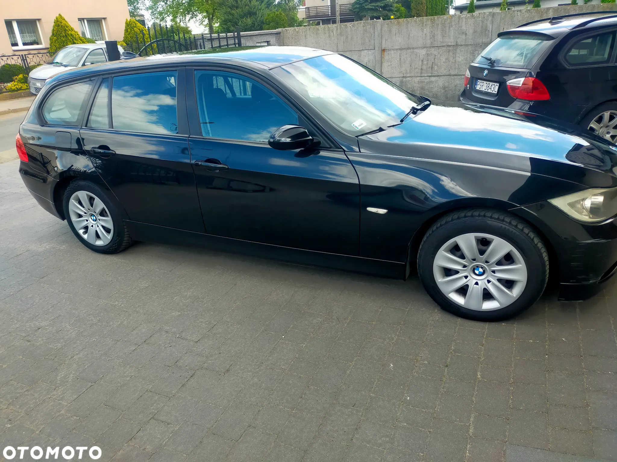 BMW Seria 3 320d DPF Touring - 15