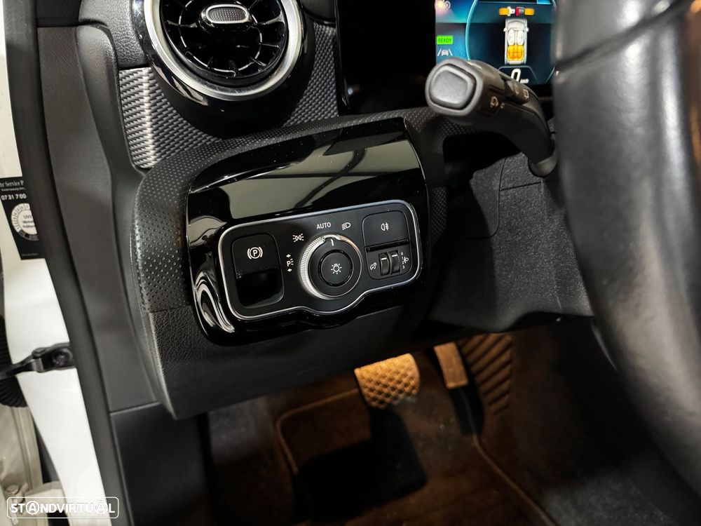 Mercedes-Benz A 250 - 27