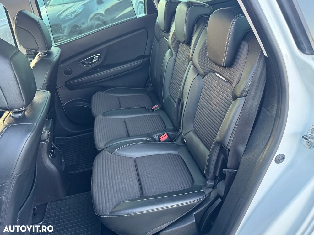 Renault Grand Scenic BLUE dCi 150 EDC BOSE EDITION - 14