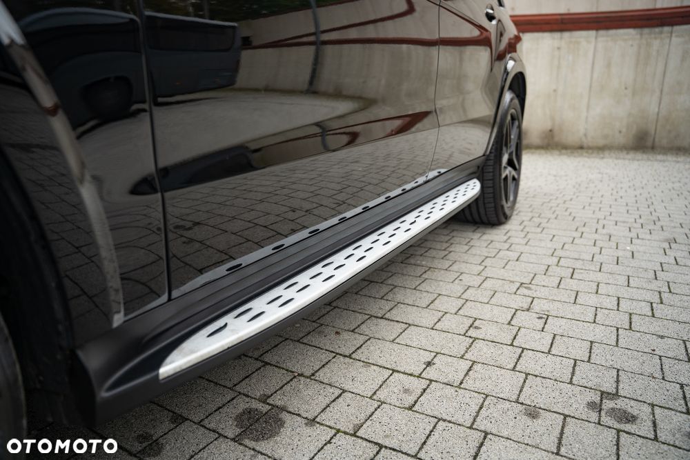 Mercedes-Benz GLS - 18