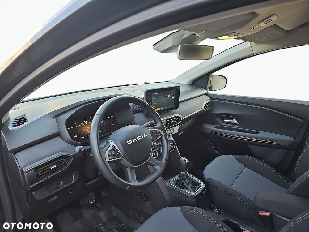 Dacia Jogger 1.6 Full Hybrid 140 Extreme MMT - 9
