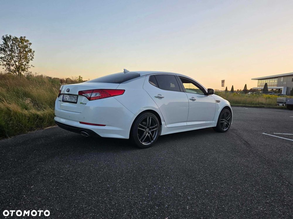 Kia Optima - 7