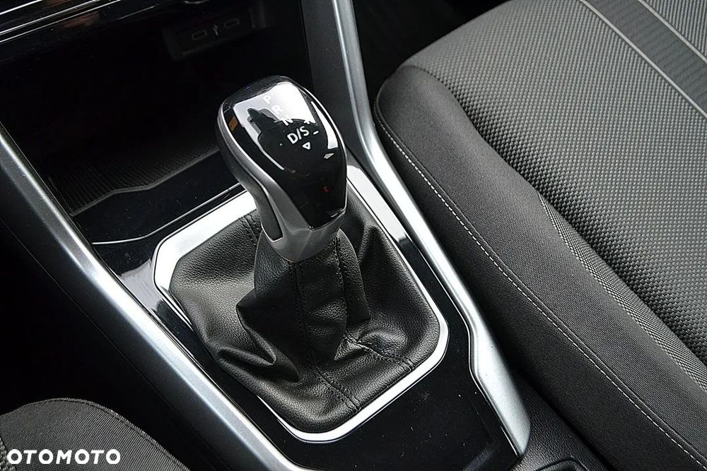 Volkswagen T-Roc 1.5 TSI OPF DSG ACTIVE - 31