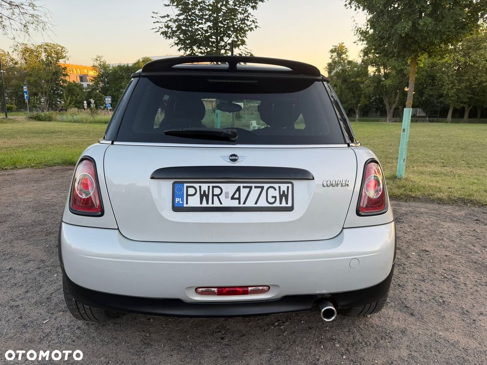 MINI Cooper Standard - 3