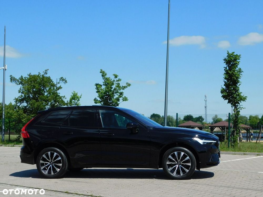 Volvo XC 60 B4 D R-Design - 25