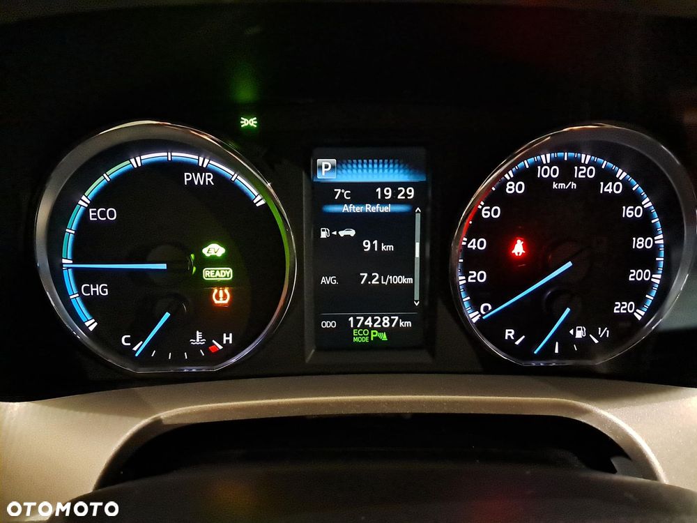 Toyota RAV4 Hybrid Premium 4x4 - 13